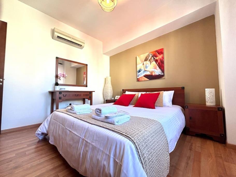 Flat In Center Appartement *